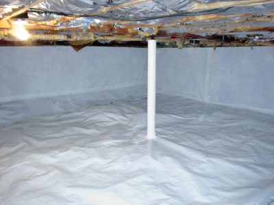 A sealed crawl space in Moorpark with a vapor barrier